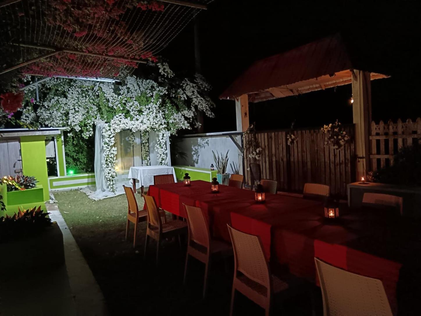 Italian Guest Hotel Trincomalee Buitenkant foto